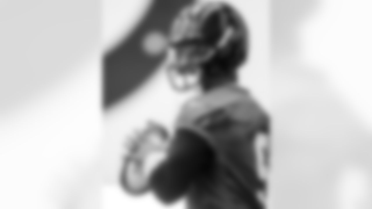 QB Anthony Richardson #5
