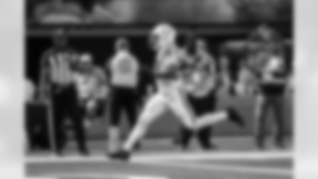 RB Jonathan Taylor #28