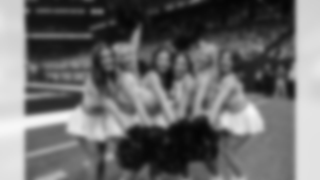 Sydney V., MacLaine F., Victoria V., Cierra B., Paighton D. and Whitney L.