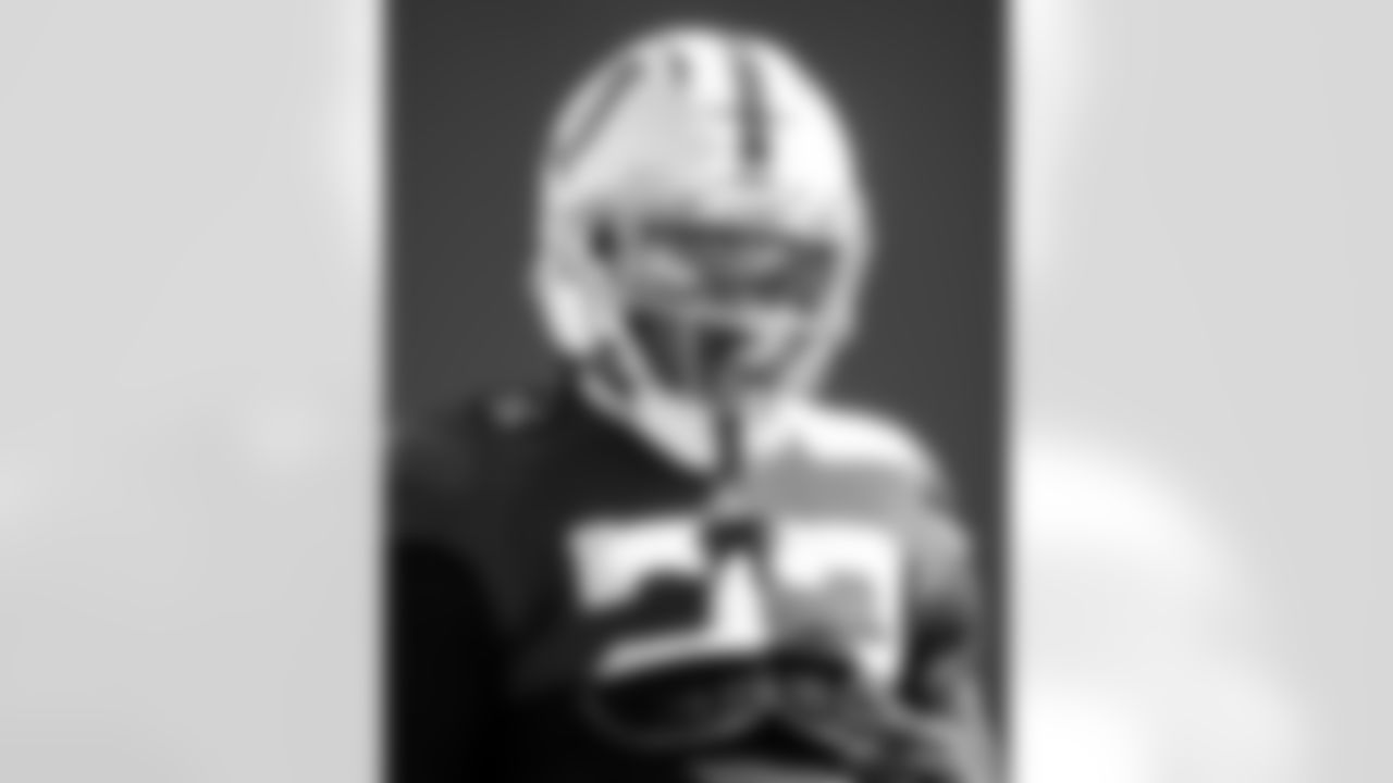 CB Kenny Moore II #23