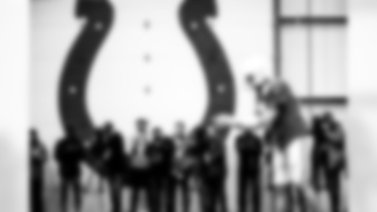 QB Phillip Rivers #17