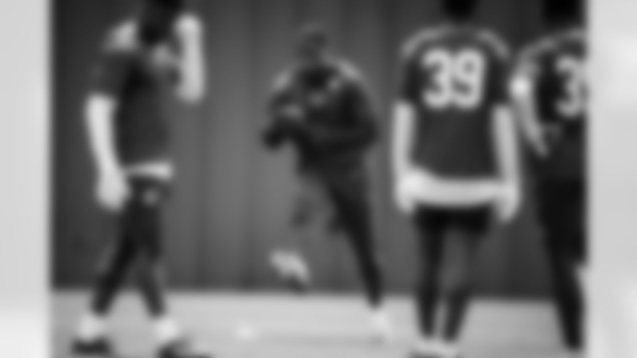 CB Jaylon Jones #40