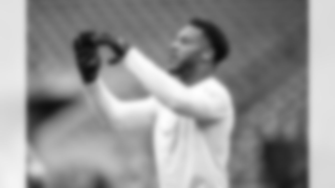 2025_1214_SEA_Pregame_0006