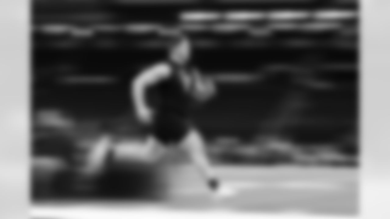 Boise State offensive lineman Kage Casey (13) runs the 40-yard dash during the 2026 NFL Scouting Combine on Sunday, March 1, 2026 in Indianapolis, Indiana. (Cooper Neill/NFL)