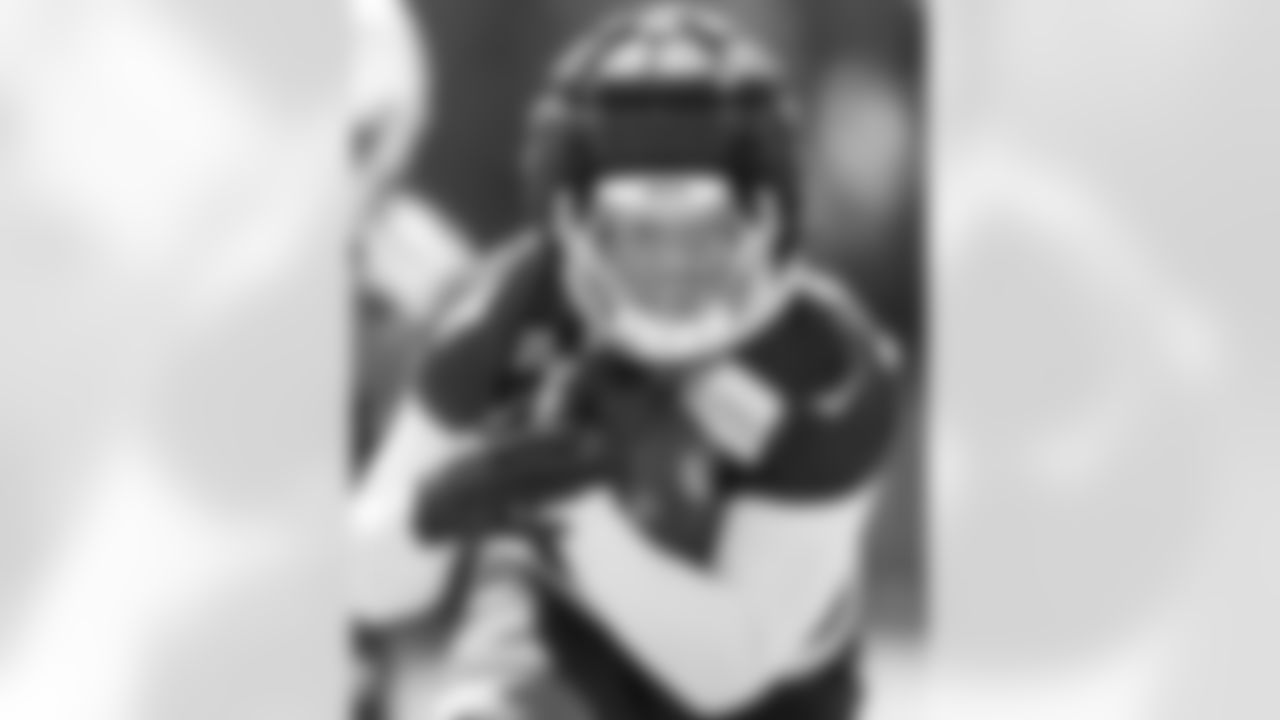 RB Jonathan Taylor #28