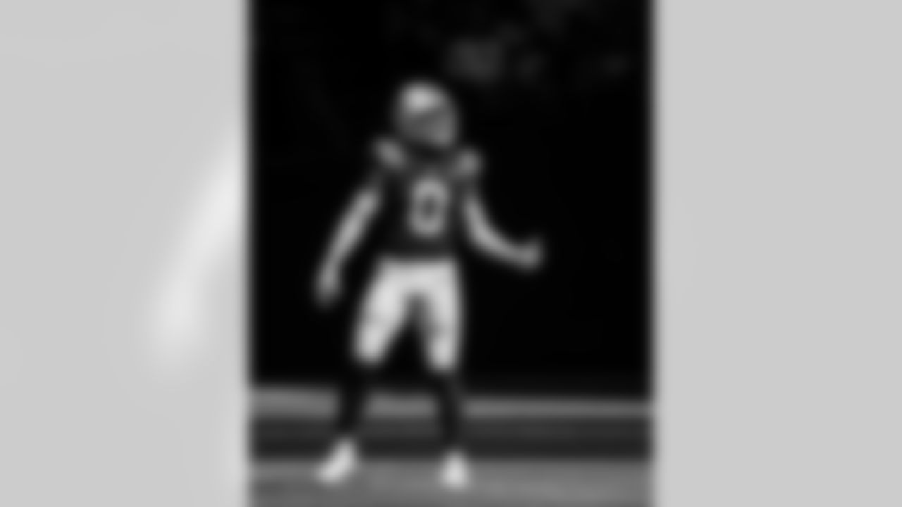 S Camryn Bynum #0