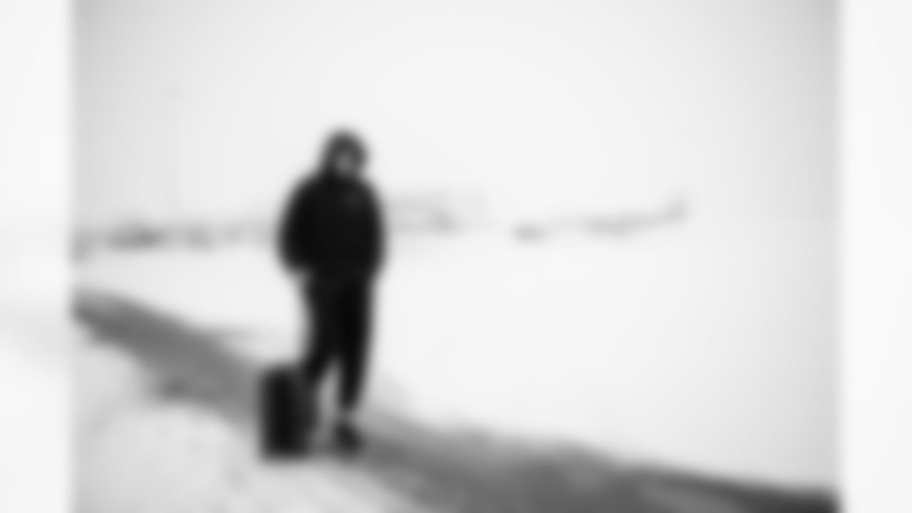 QB Riley Leonard #15