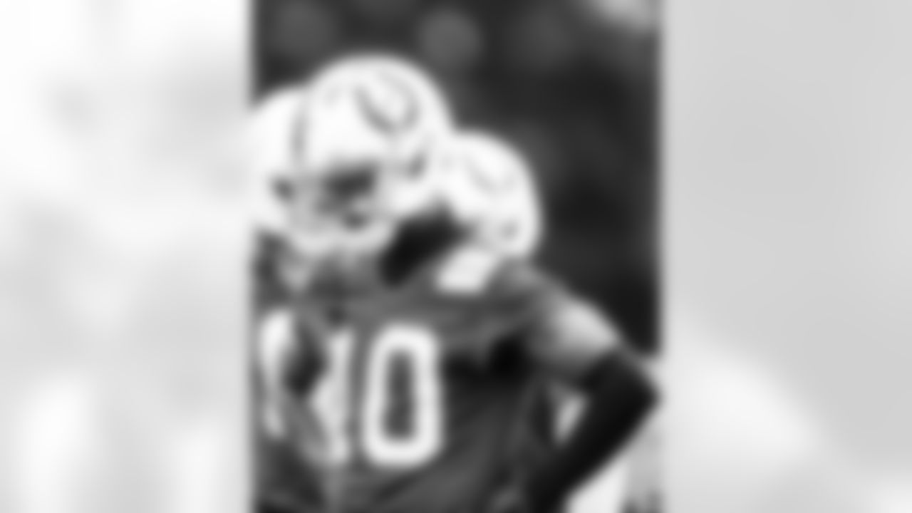 WR Adonai Mitchell #10