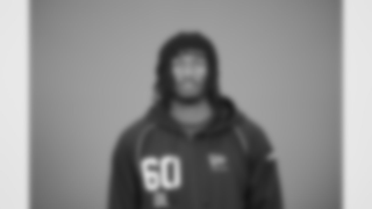 Oklahoma defensive lineman R Mason Thomas (60) poses for a portrait at the NFL football scouting combine in Indianapolis, Tuesday, Feb. 24, 2026 (AJ Mast/AP Content Services for the NFL)