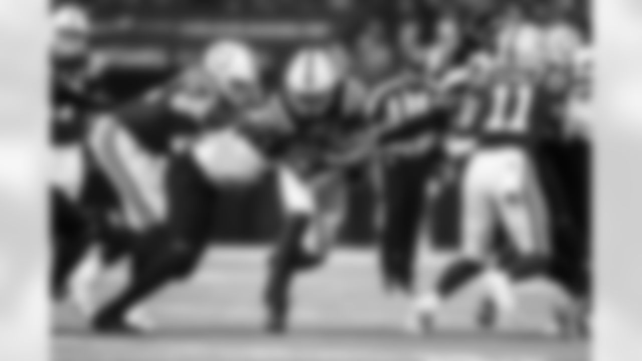 RB Jonathan Taylor #28