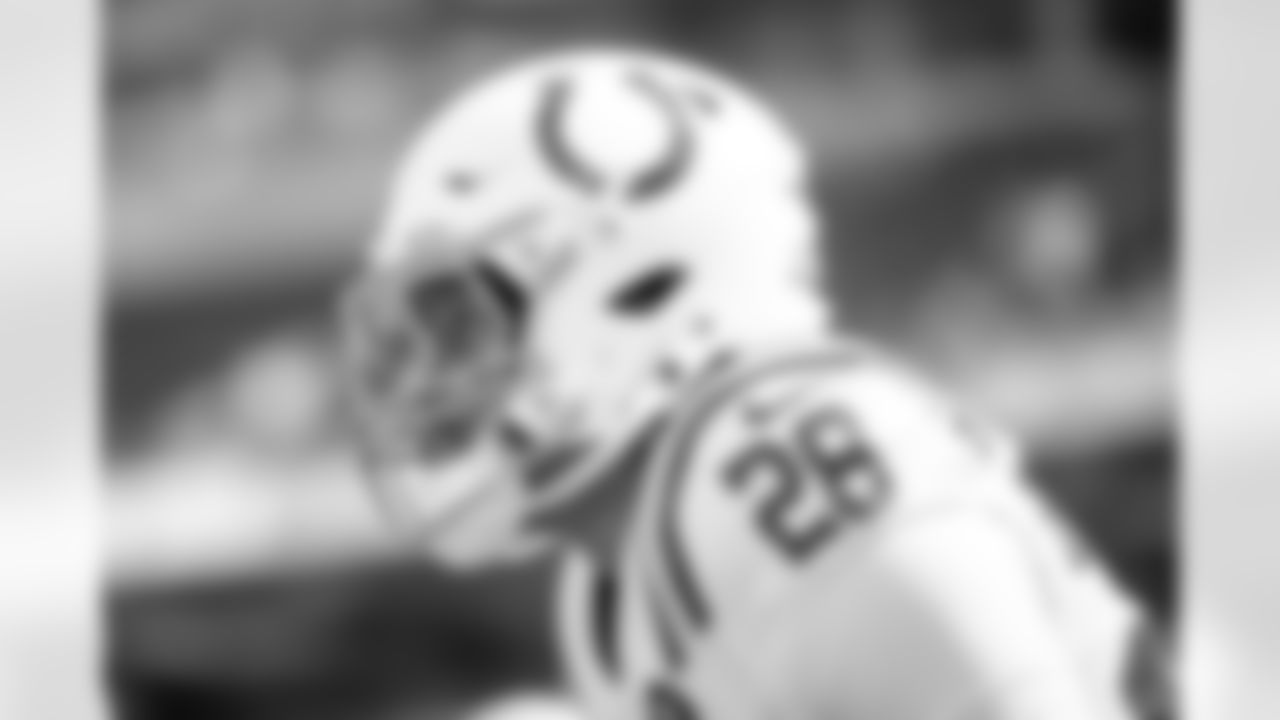 2025_1019_LAC_Pregame_0017