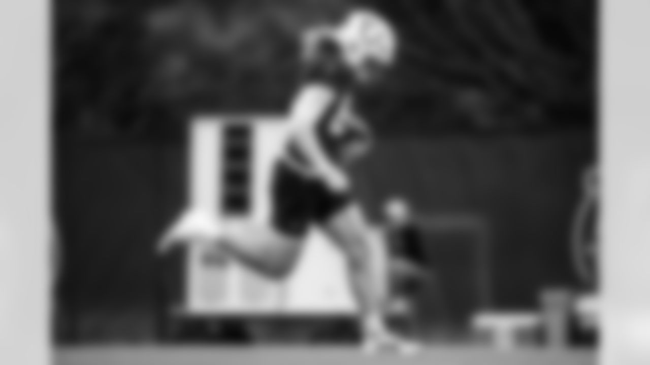 TE Tyler Warren #84