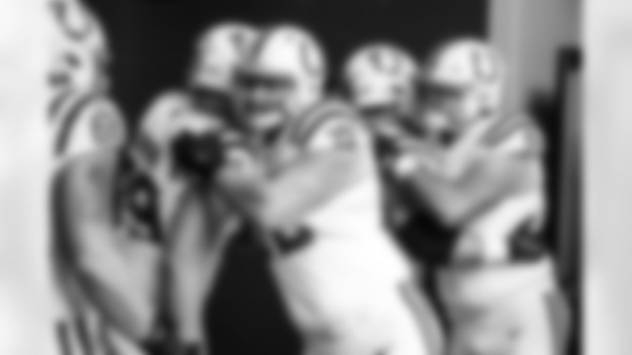 T Braden Smith #72 and T Matt Goncalves #71