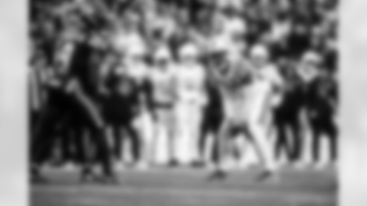 CB Kenny Moore II #23