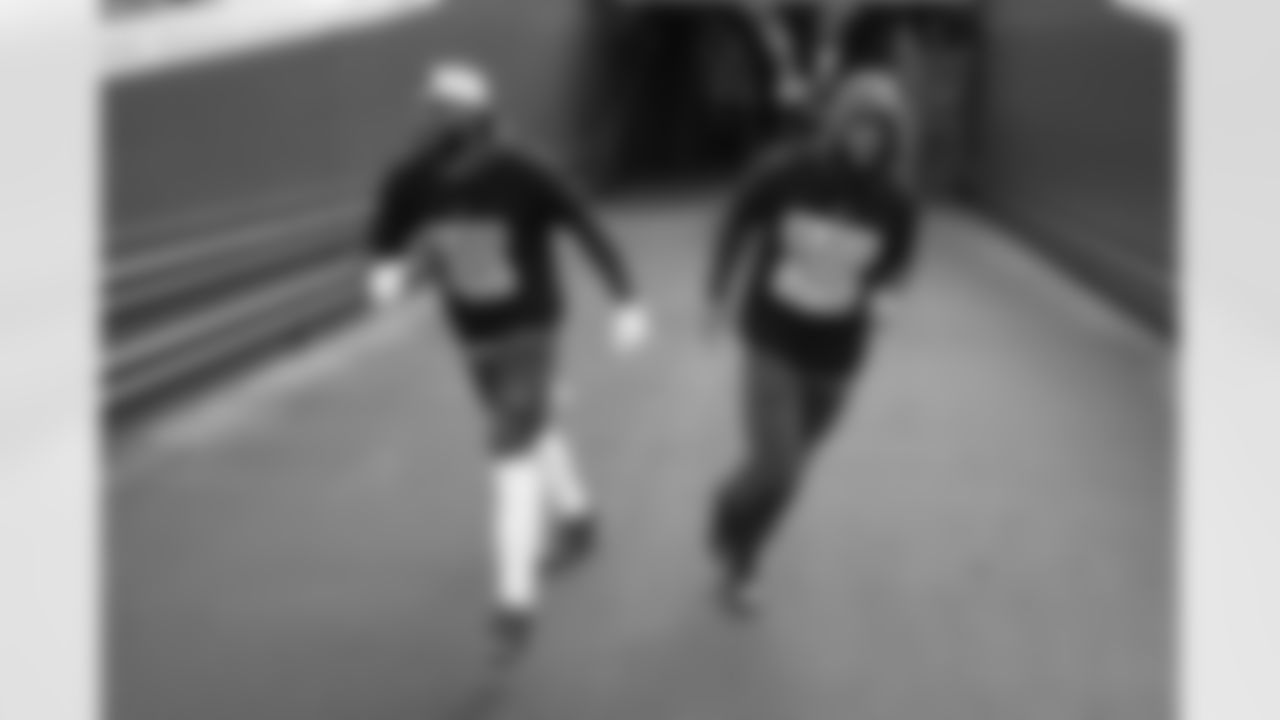 53 LB Darius Leonard, #54 LB Anthony Walker