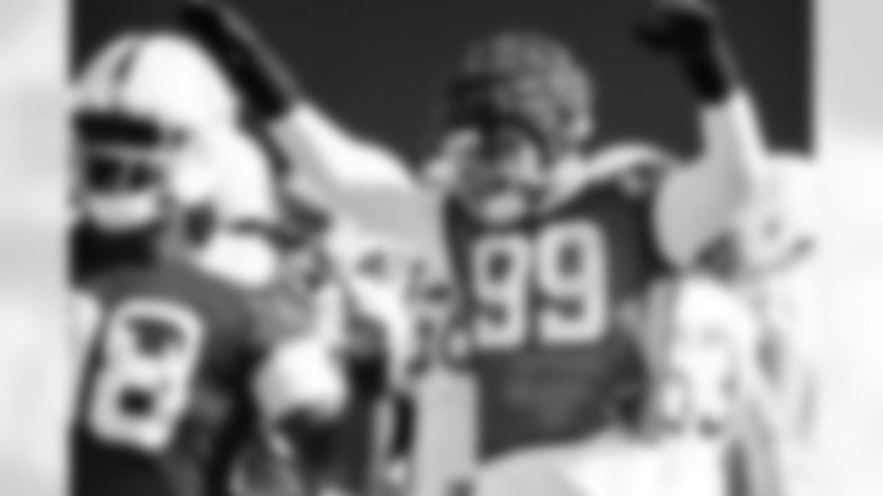 DT DeForest Buckner #99