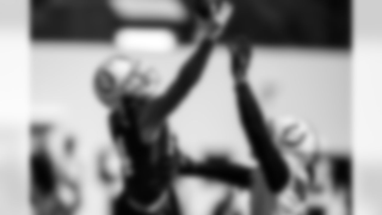 WR Alec Pierce #14 and CB Charvarius Ward #7