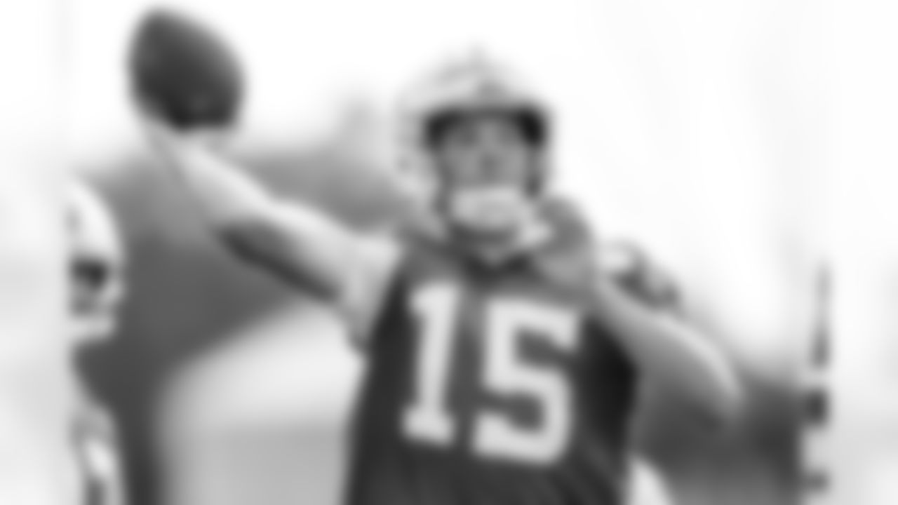QB Riley Leonard #15