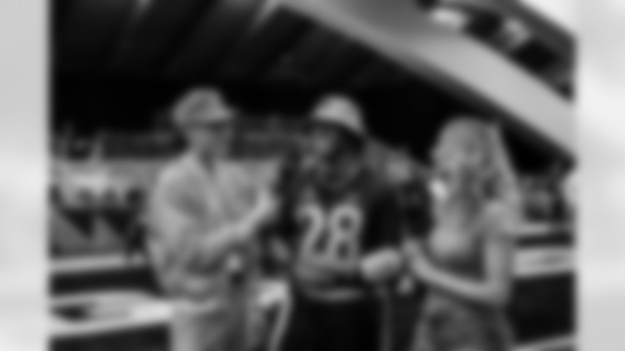 RB Jonathan Taylor #28