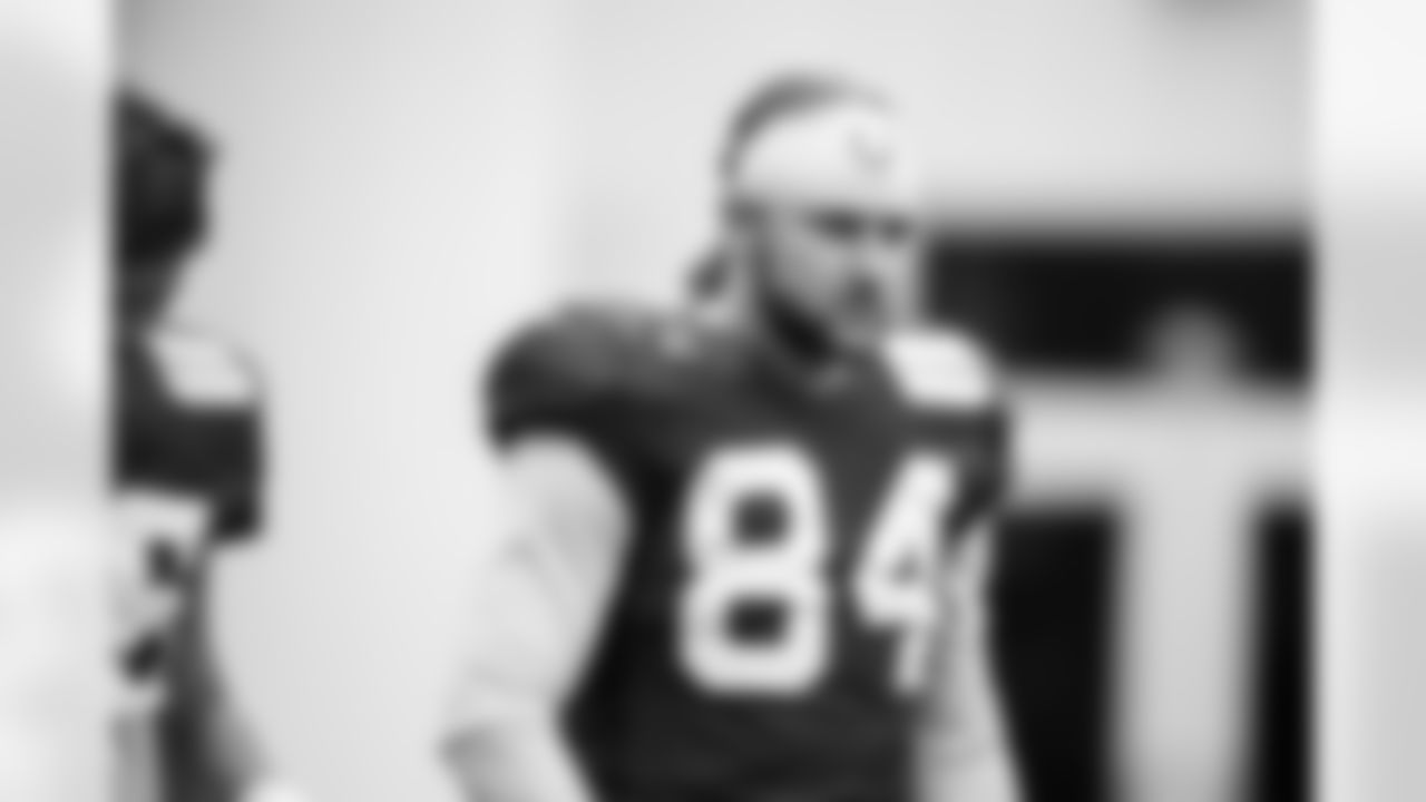 TE Tyler Warren #84