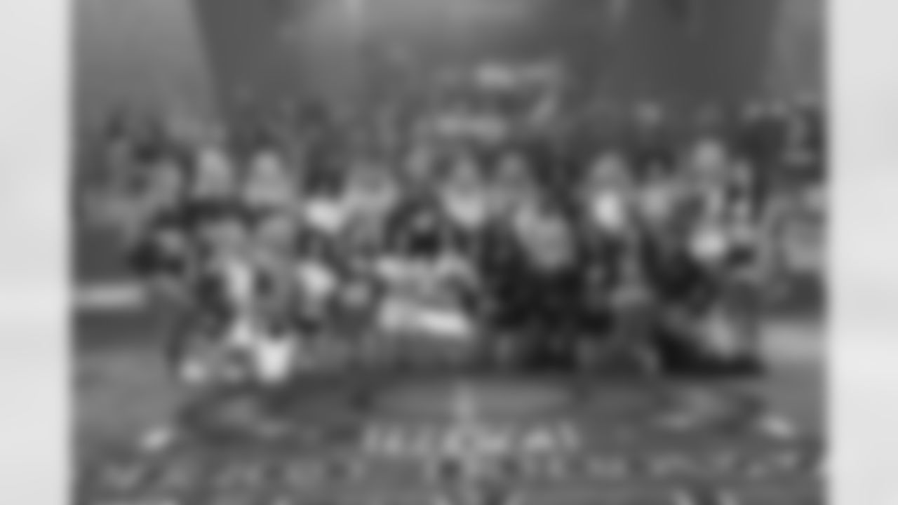 NFL cheerleaders pose for a group photo after the 2025 Pro Bowl Skills Showdown on Thursday, January 30, 2025 in Orlando, Florida. (Perry Knotts/NFL)