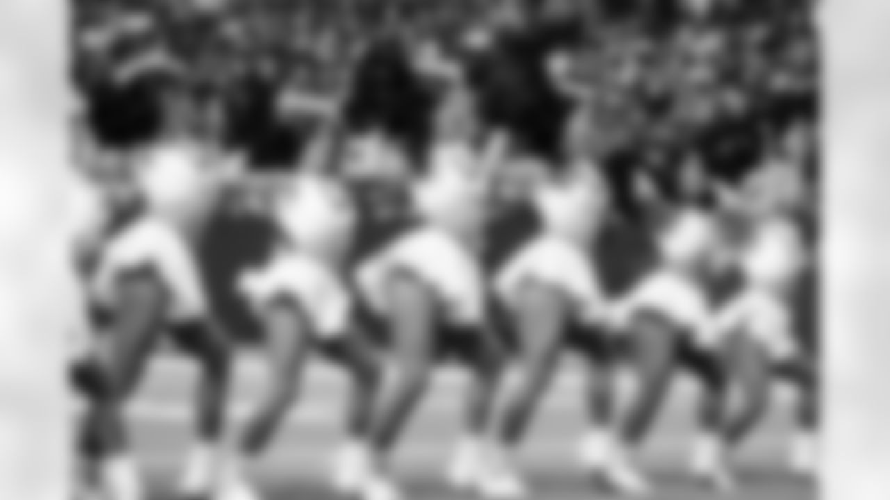 Sophia S., Whitney L., Morgan M., Danae M. and Jessica A.