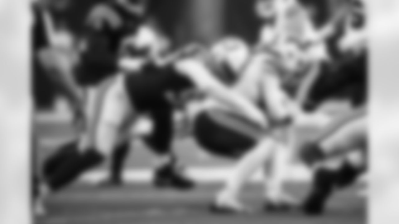 DT DeForest Buckner #99