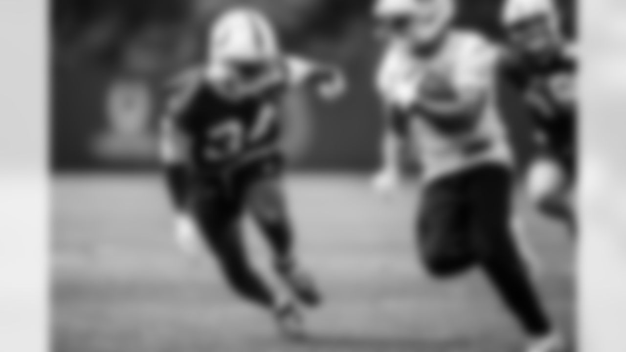 CB David Long Jr. #34
