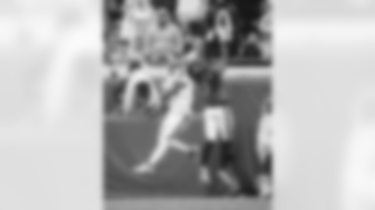 CB Charvarius Ward #7