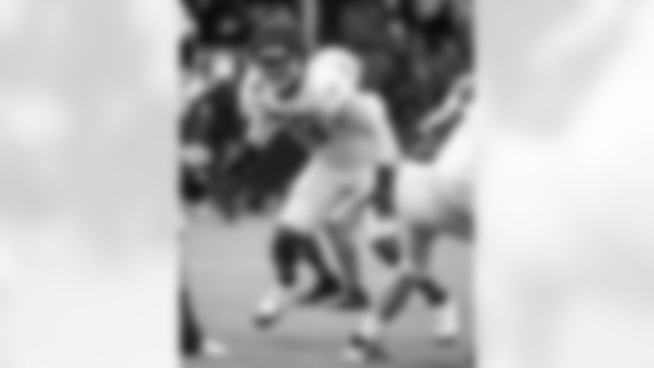 DT DeForest Buckner #99