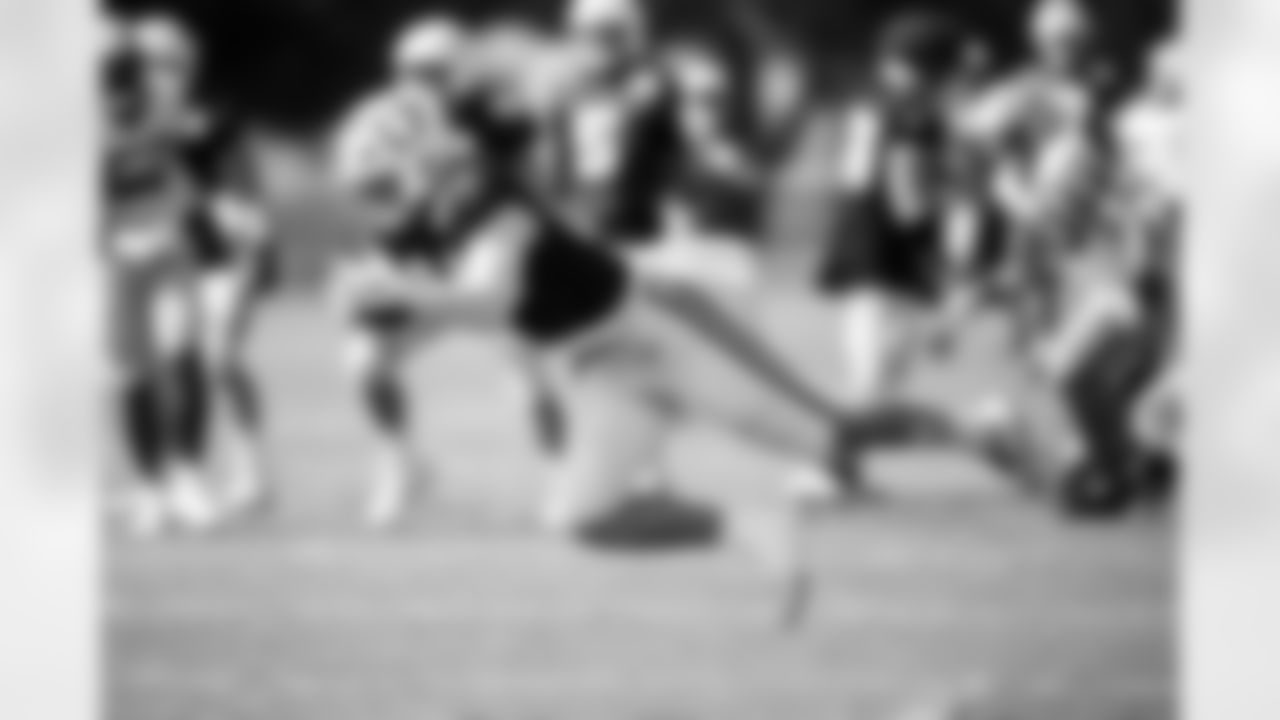TE Tyler Warren #84