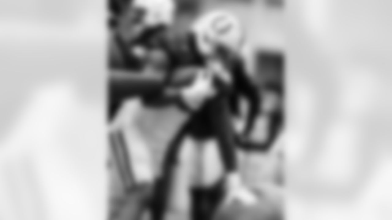 TE Drew Ogletree #85