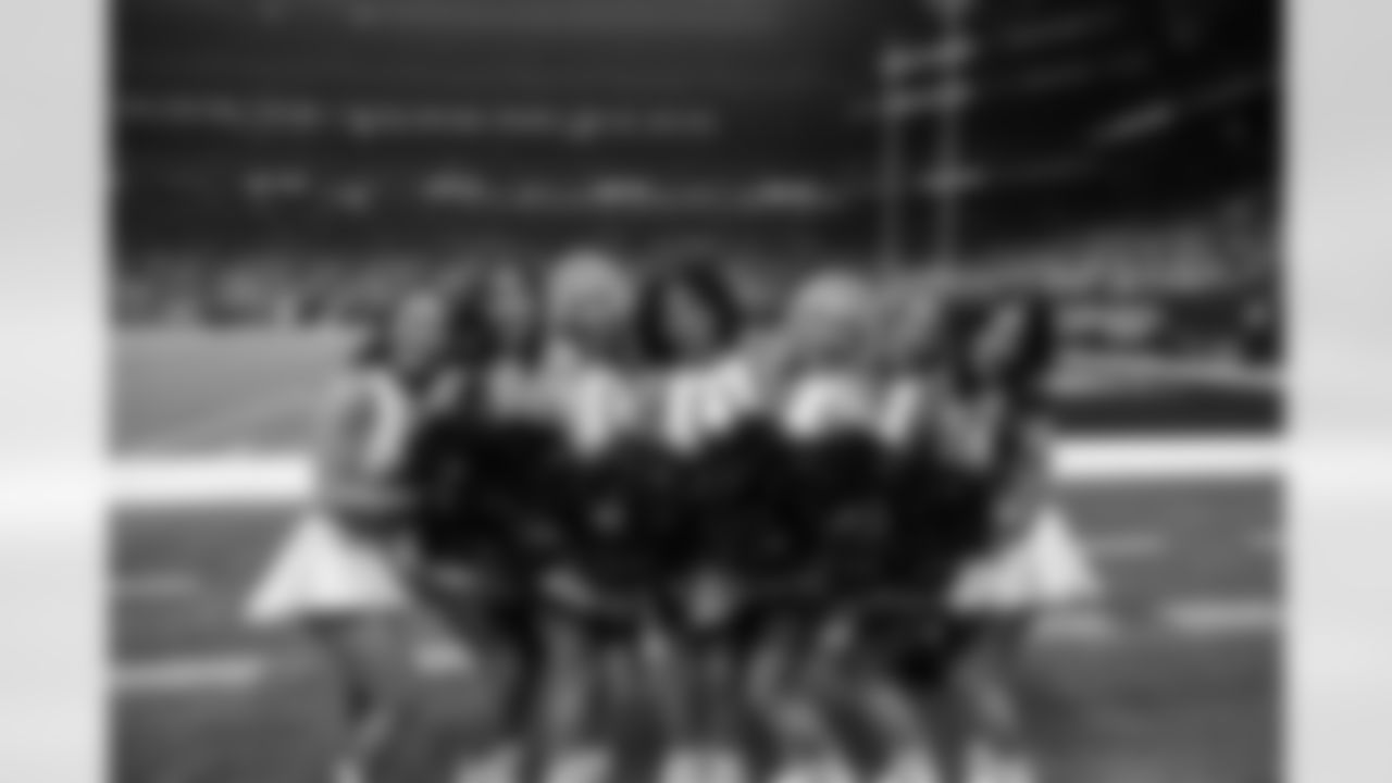 Natsume N., Laura P., Jamie H., Jada W., Mary K., Maddy O. and Victoria F.