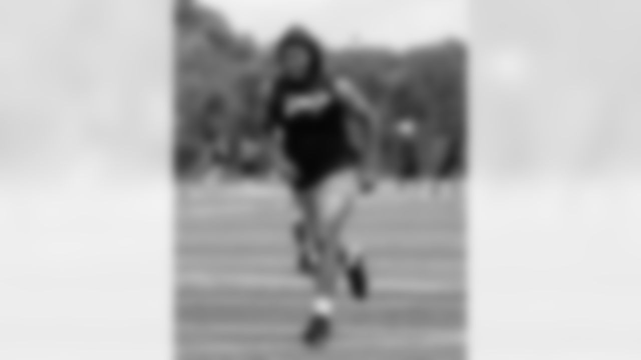 Nike 11-On_Commanders-16