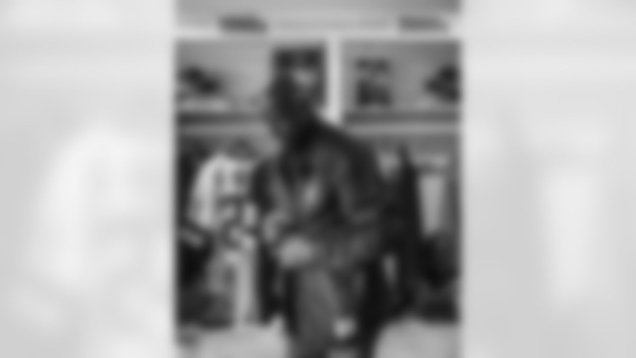 10242024 Darrell Green Suites Reveal KC67888