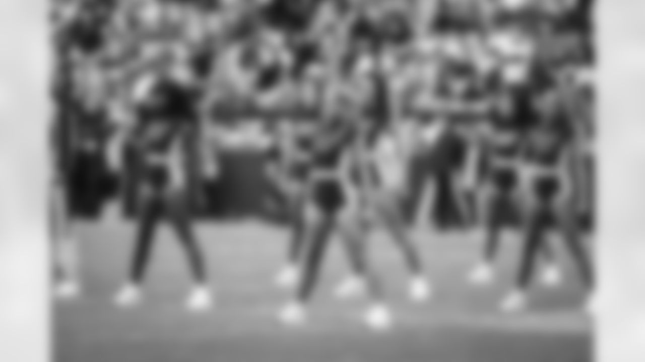 LANDOVER, MD – NOV 09: Command Force dancing at Northwest Stadium on AUGUST 18, 2025 in Landover, MD (Photo by Taylor Sims for Washington Commanders\