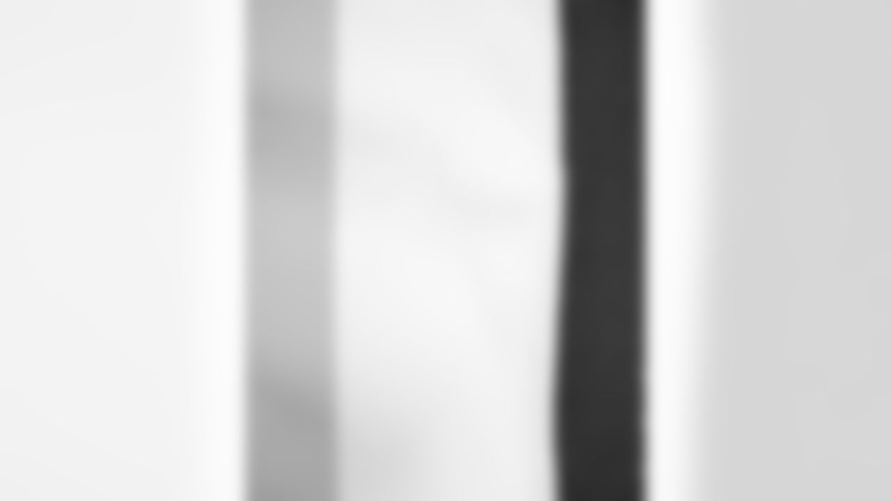 Super Bowl Era Uniform4977