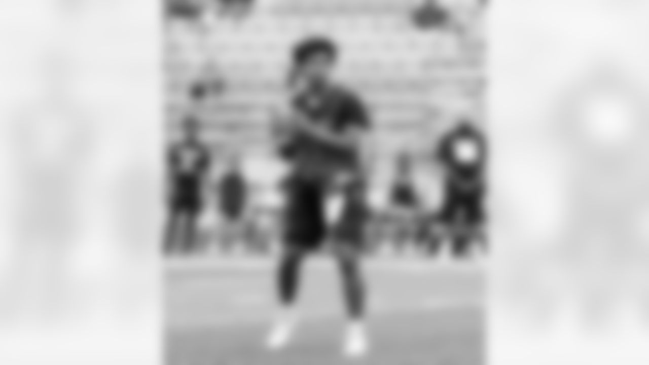 Nike 11-On_Commanders-153