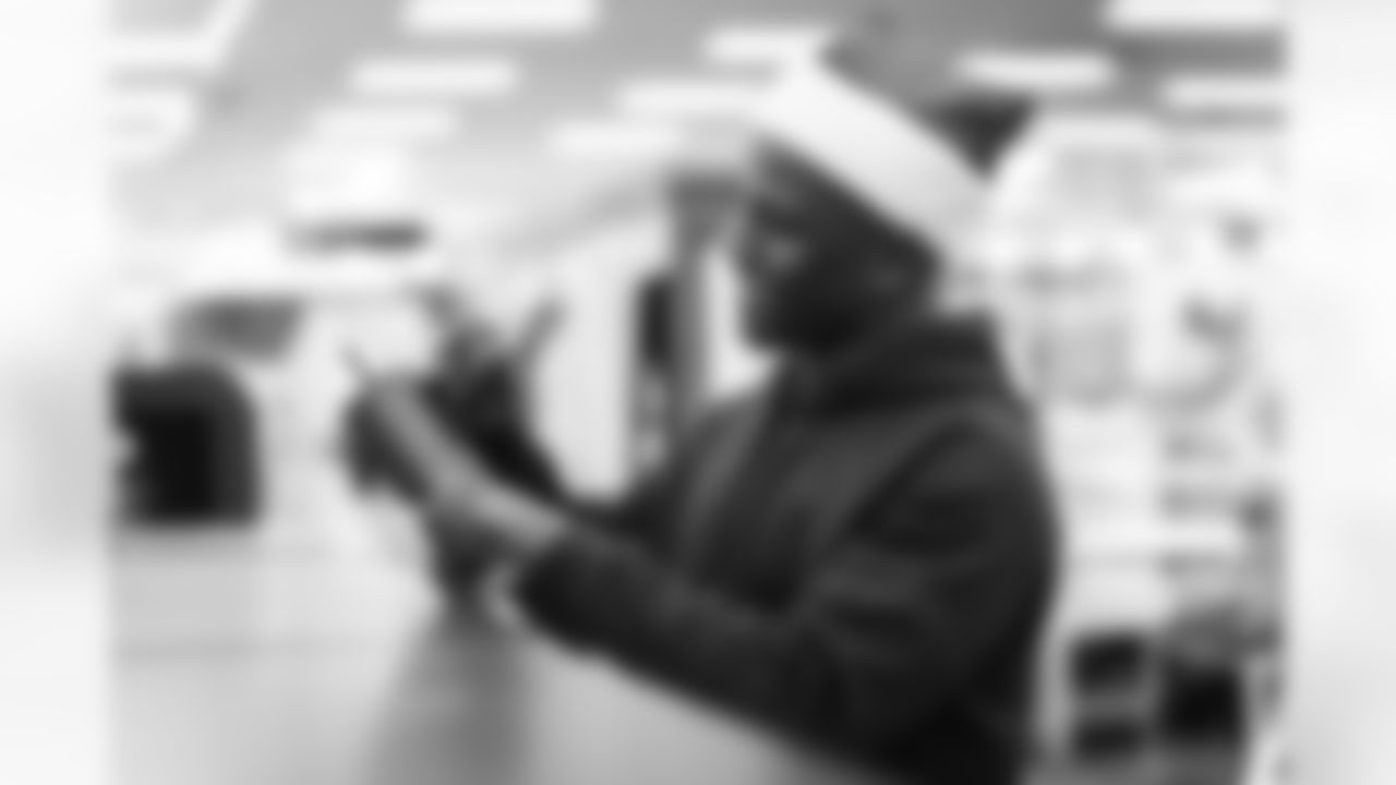 RESTON, VA – DEC 09: Images of Deebo Samuels and Jeremy Reaves shopping with 25 local elementary schools at Target in Reston, VA on DECEMBER 09, 2025 (Photo by Taylor Sims for Washington Commanders)