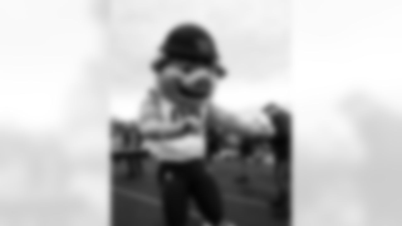 102425 Friday Night Feature Churchill vs Wooton AP 76