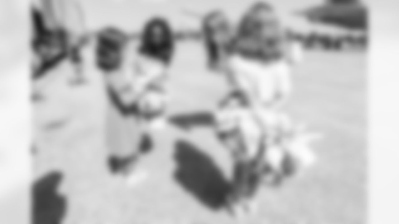 Joint Base Andrews airshow Salute activation (Alyssa Howell/ Washington Commanders)