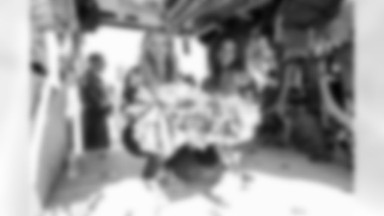 Joint Base Andrews airshow Salute activation (Alyssa Howell/ Washington Commanders)