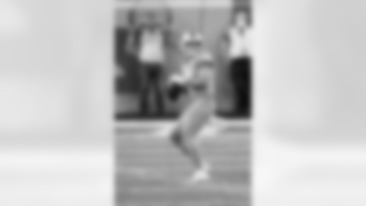 Detroit Lions quarterback David Blough (10) passes against the Tampa Bay Buccaneers during an NFL football game, Saturday, Dec. 26, 2020, in Detroit. (AP Photo/Rick Osentoski)