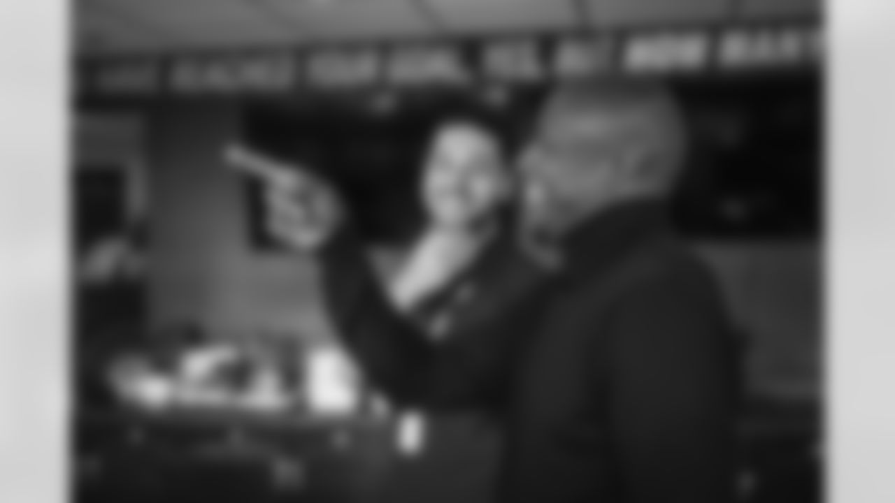 10242024 Darrell Green Suites Reveal KC67871