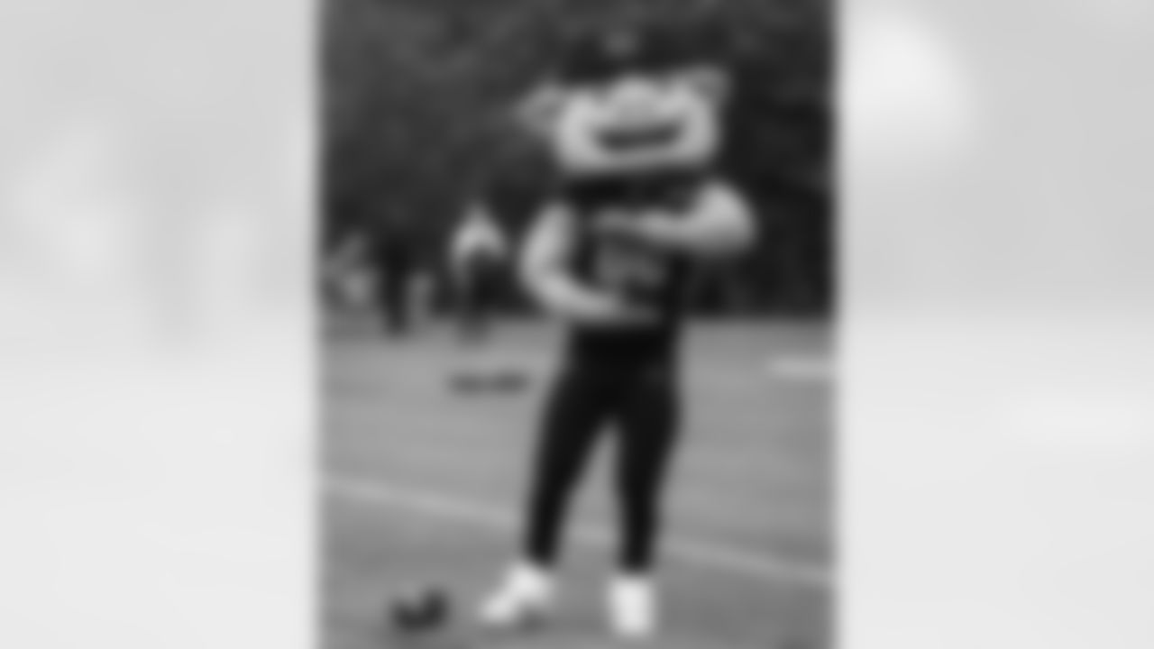 Military Youth Football Clinic - Bethesda with Major Tuddy and Washington Legend Josh Morgan