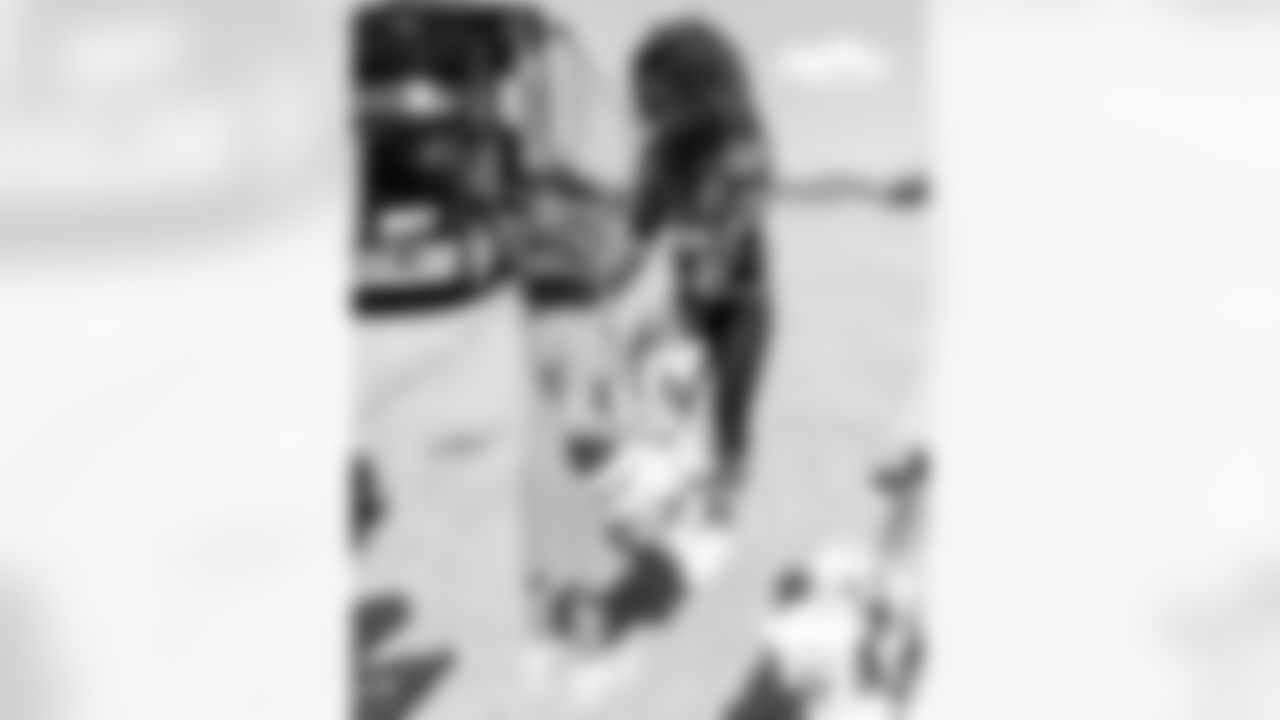 Joint Base Andrews airshow Salute activation (Alyssa Howell/ Washington Commanders)