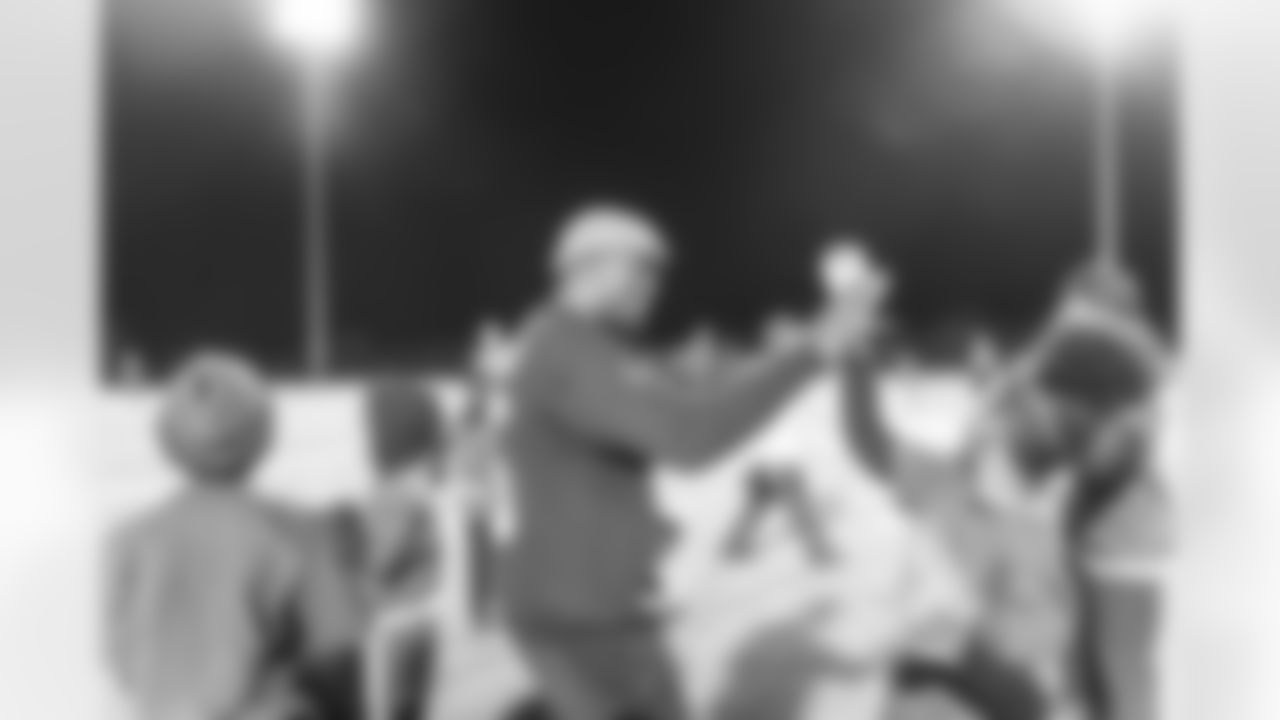 111224 Wale Camp_TS29