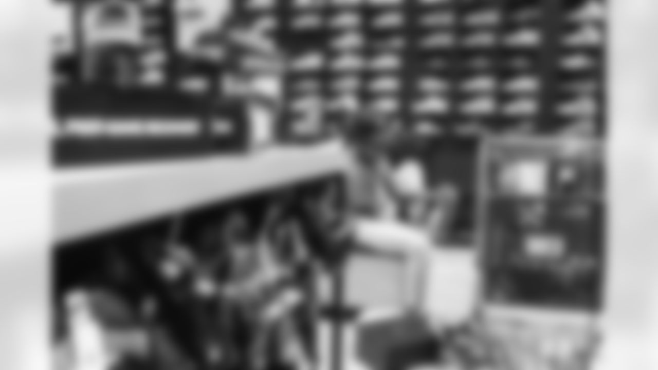 STERLING, VA – DEC 15: Images of Deebo Samuels shopping with 9 local Boys & Girls Club members at Dick's Sporting Goods at Dulles Town Center in Sterling, VA on DECEMBER 09, 2025 (Photo by Taylor Sims for Washington Commanders)