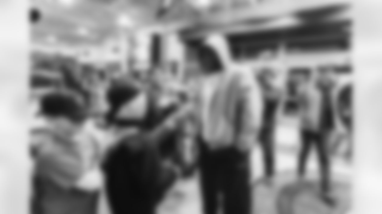 STERLING, VA – DEC 15: Images of Deebo Samuels shopping with 9 local Boys & Girls Club members at Dick's Sporting Goods at Dulles Town Center in Sterling, VA on DECEMBER 09, 2025 (Photo by Taylor Sims for Washington Commanders)