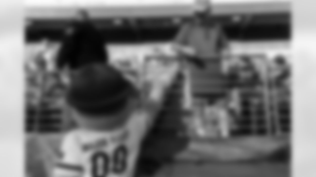 championship-girlsflag-commanders-0049